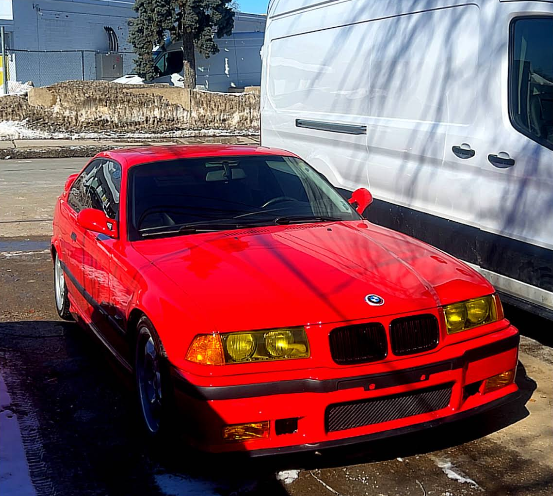 Classic Red BMW E36